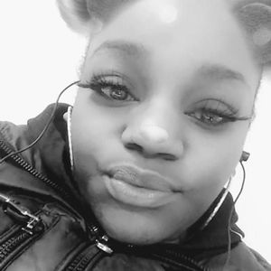 Meet your Posher, Deanna